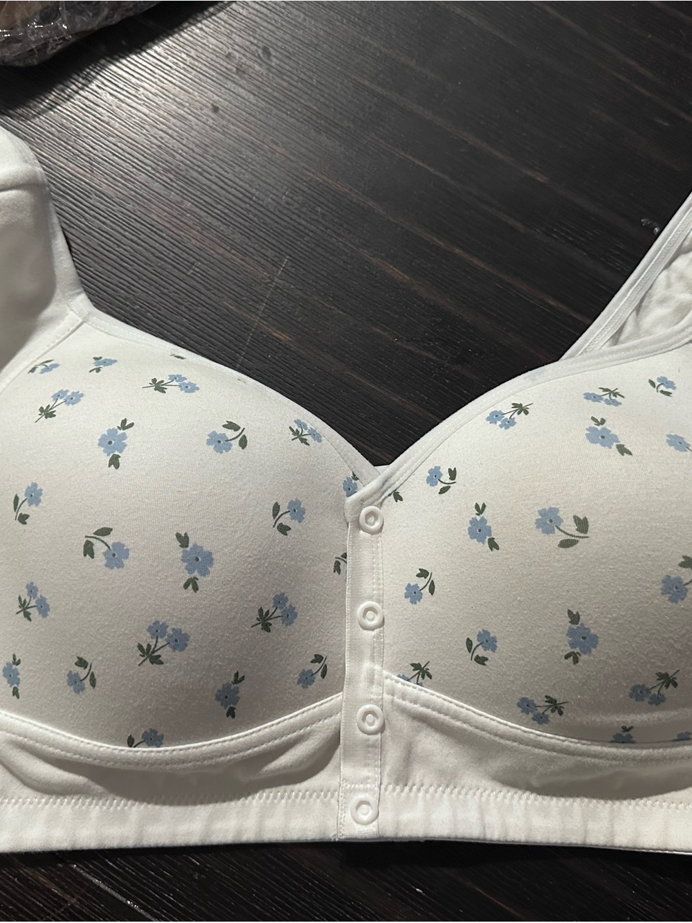 Daisy Bras 4 pack size 6XL